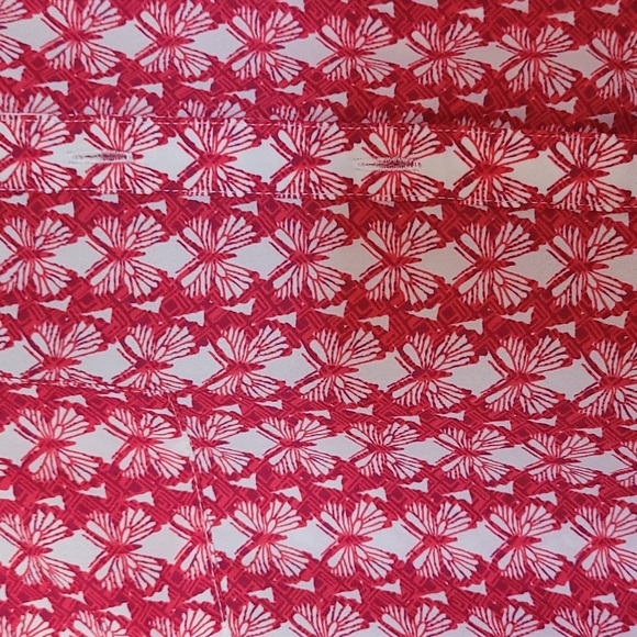 Blouse - Picture 2 of 3